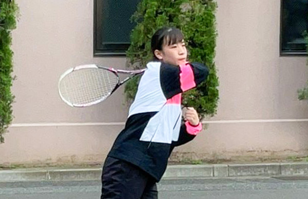 女子ソフトテニス